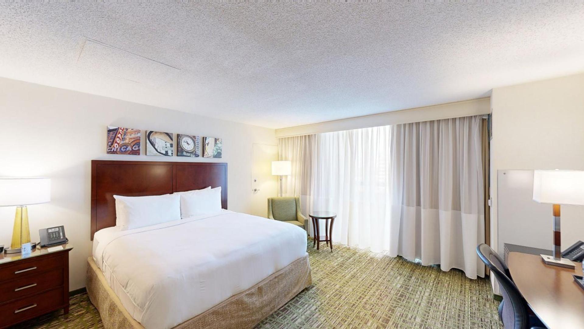 Marriott Chicago O'hare Hotel 3*