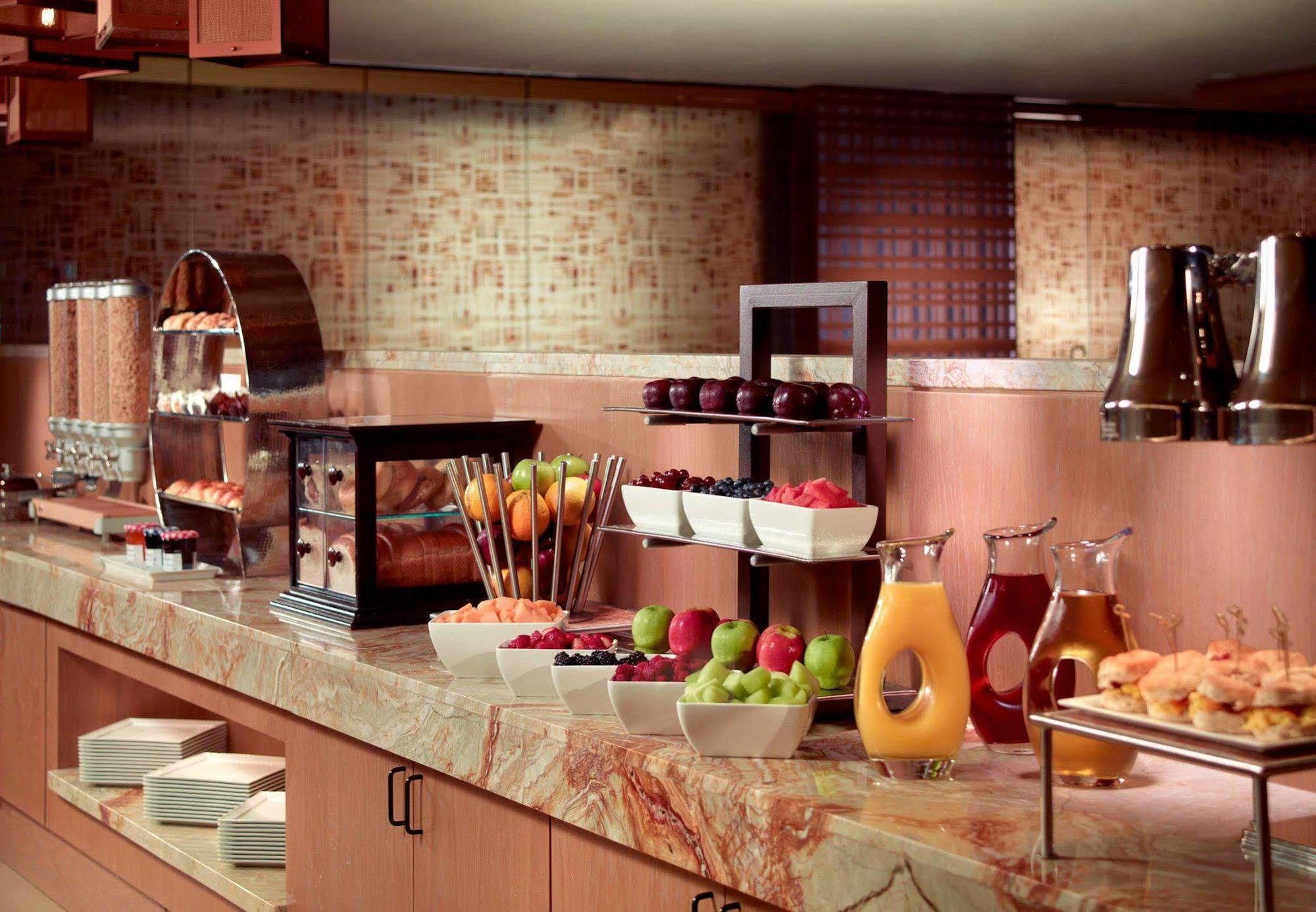 Marriott Chicago O'hare Hotel 3*